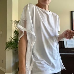 NWT Katherine Barclay White Flowy Blouse, size S